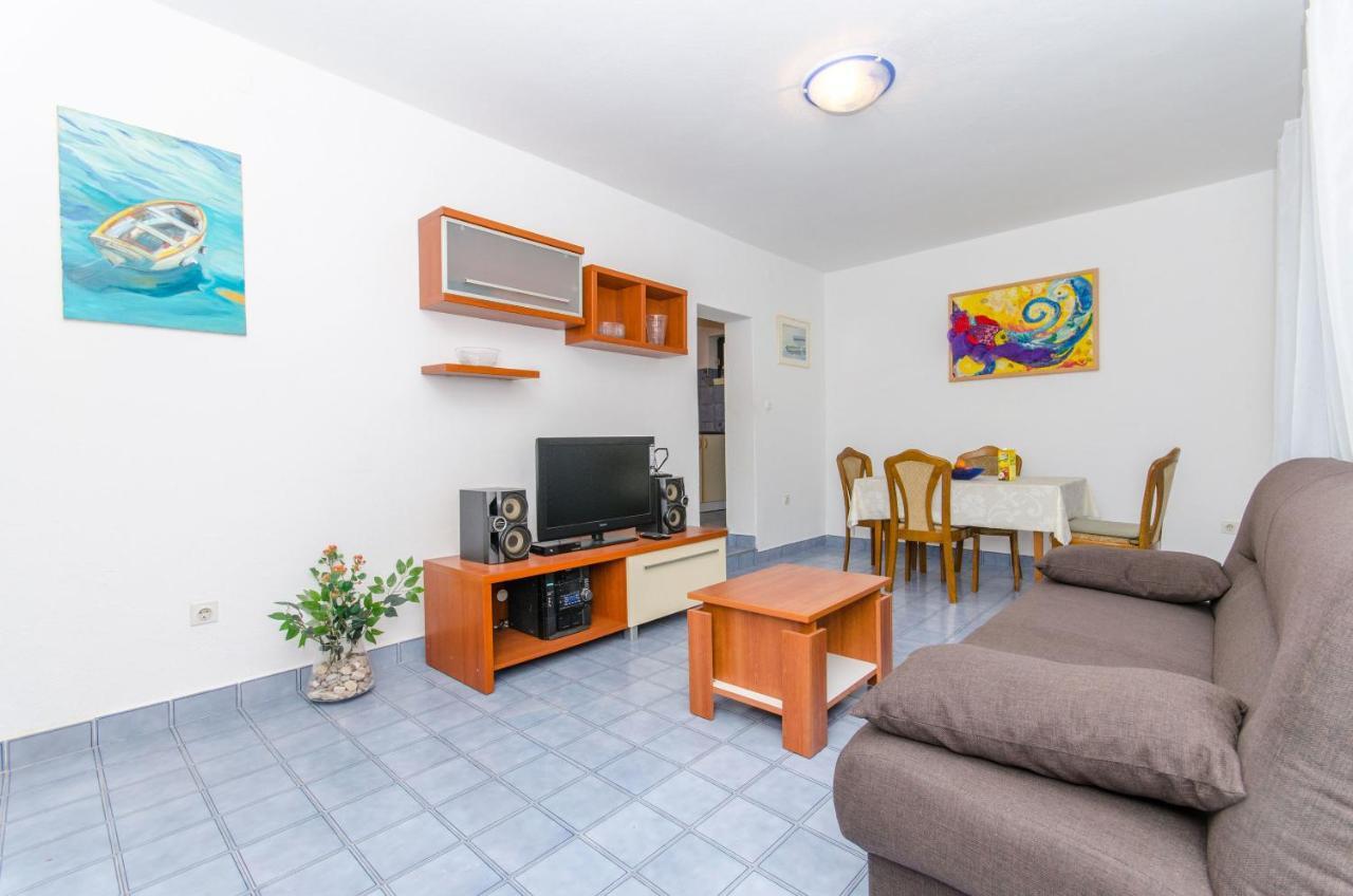 Apartment Vitaic Supetar Exterior photo